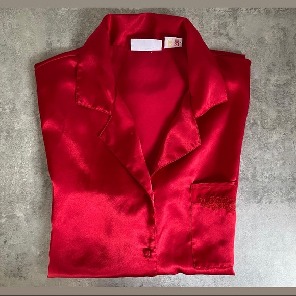 Vintage silky PJ set. - Picture 2 of 10